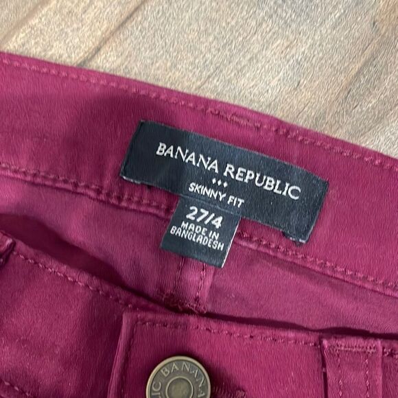 Banana Republic skinny Fit red/wine pants size 4 - Picture 4 of 7